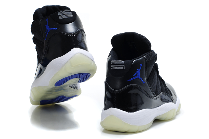 Air Jordan 11 Midnight Black White Blue