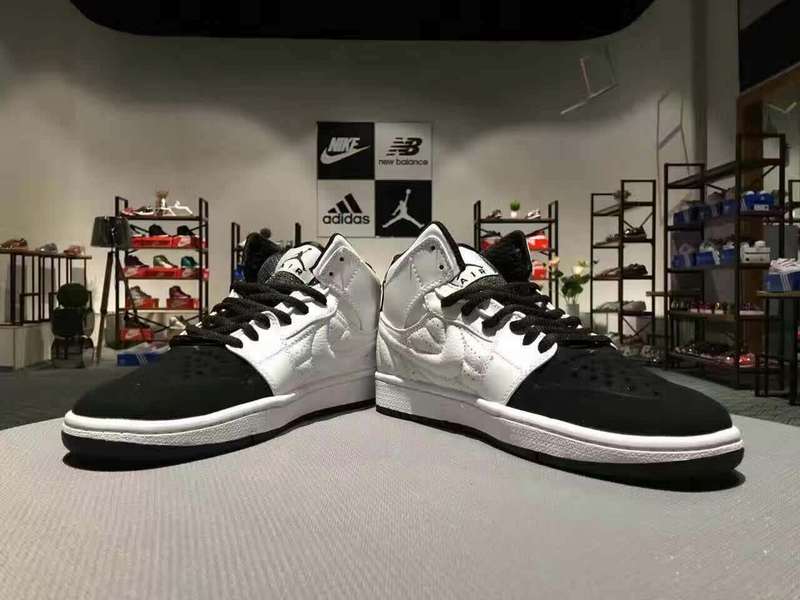 2017 Jordan 1 Retro White Black Shoes