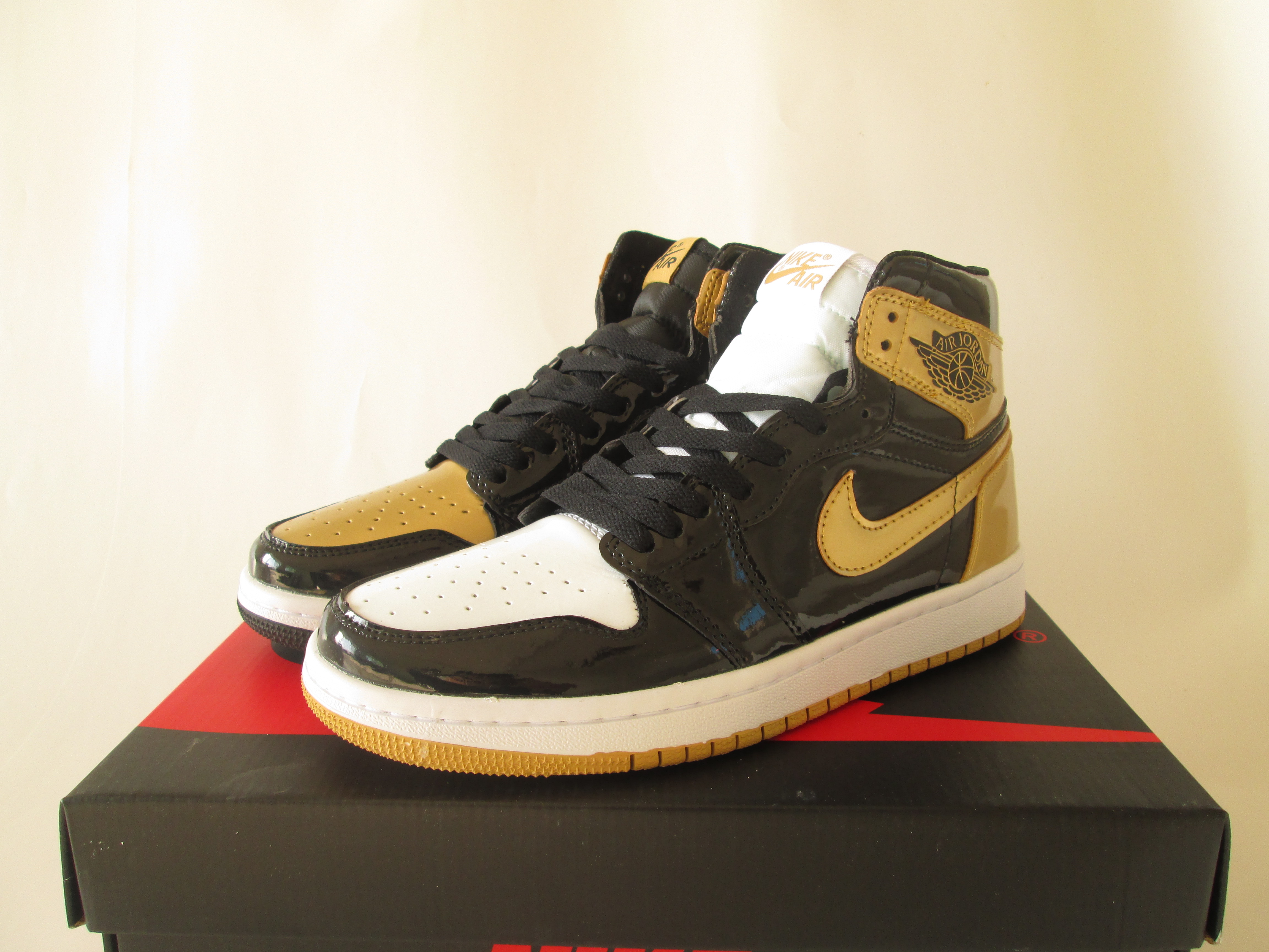 2018 What The Jordan of Air Jordan 1 Black Gold White - Click Image to Close