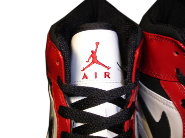 Authentic Air Jordan 1 Retro White Black Red Shoes - Click Image to Close